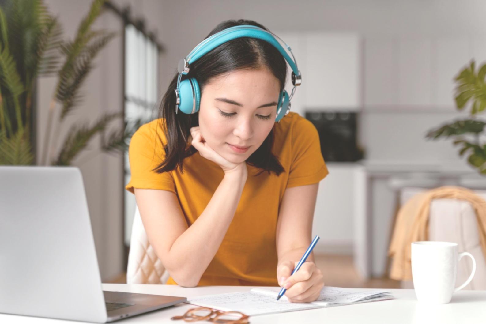 Session d'analyse des données financières avec un client